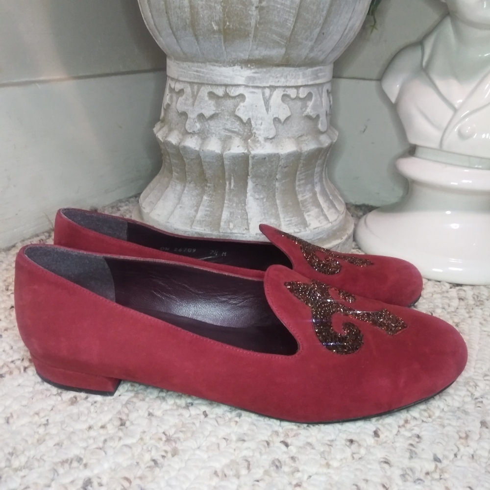 Stuart Weitzman Lys Brick Red Fleur De Lis Smoking Slipper Style Suede Flats